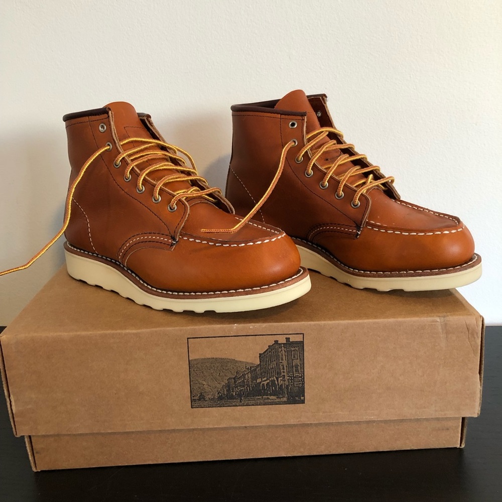 Red Wing Moc Toe Boot